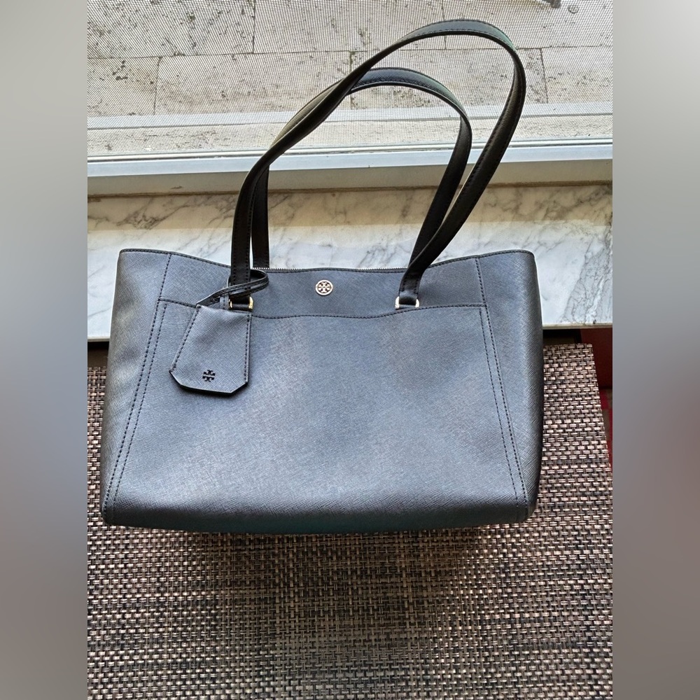 Tory Burch Small Robinson Tote - Picture 3 of 12